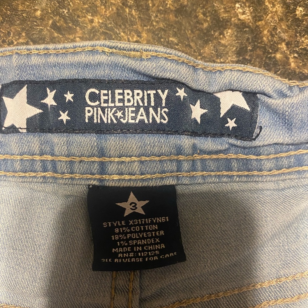 Celebrity pink jean shorts - Picture 3 of 3